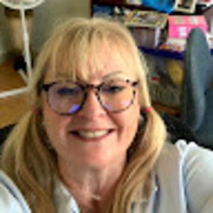 Meet your Posher, Cynthia